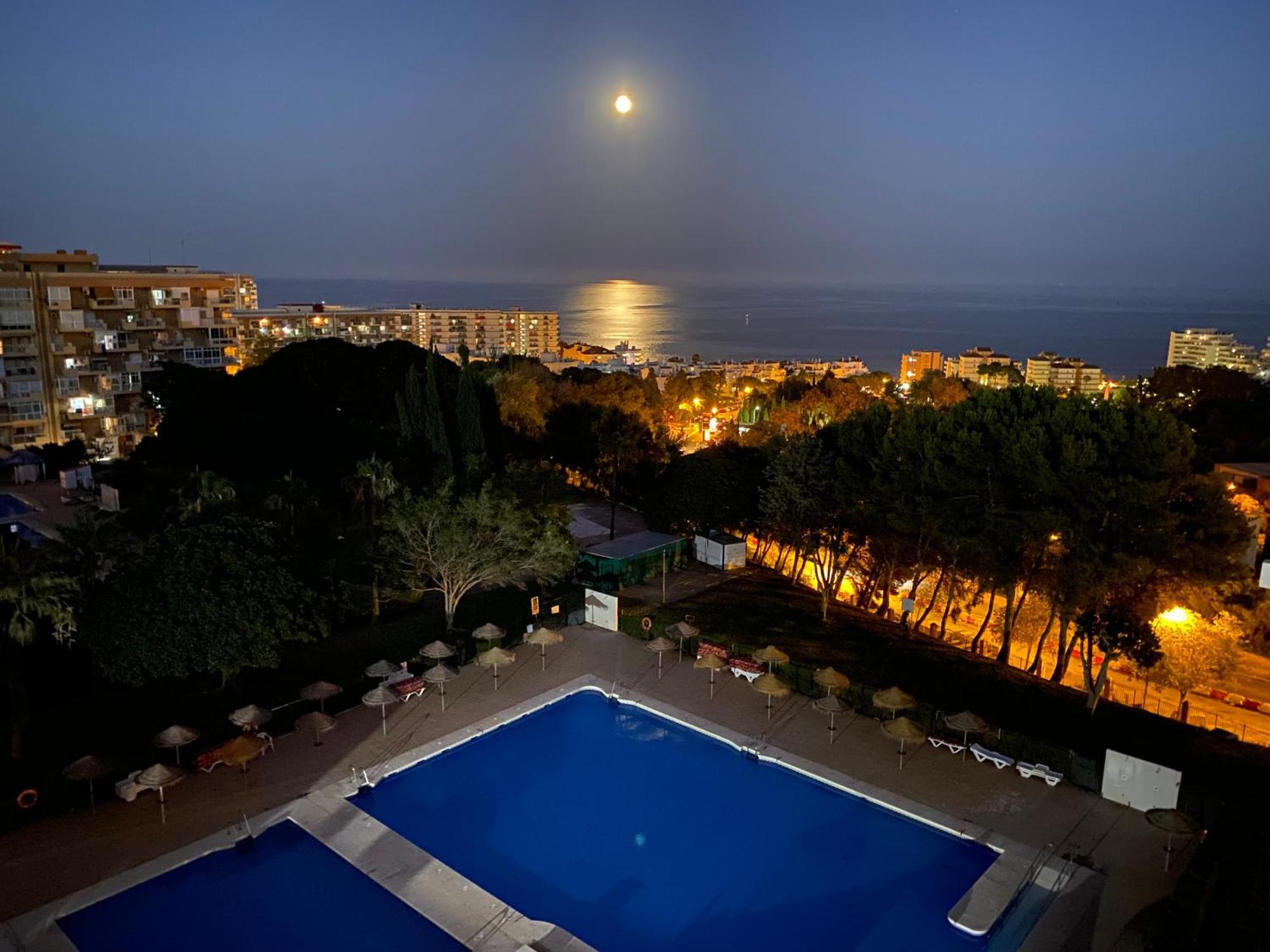 Hercules Estudio Con Vistas Al Mar Daire Benalmádena Dış mekan fotoğraf